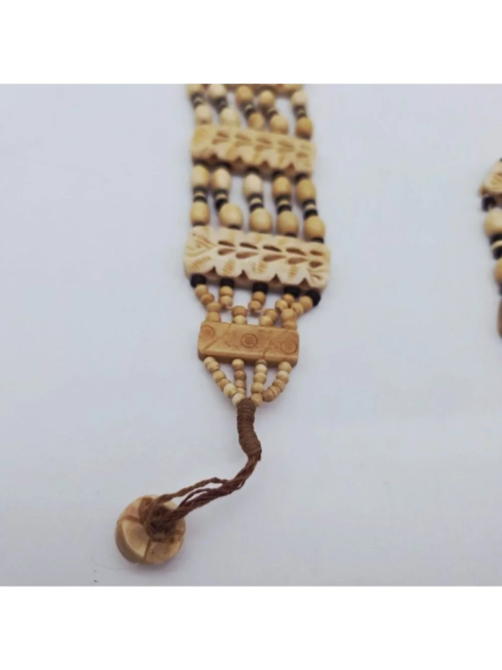 Hand-Carved Bone Beaded Belt With Intricate Leaf Pattern & Button Closure